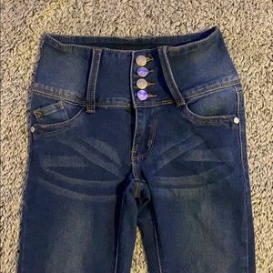 high-waisted jeans